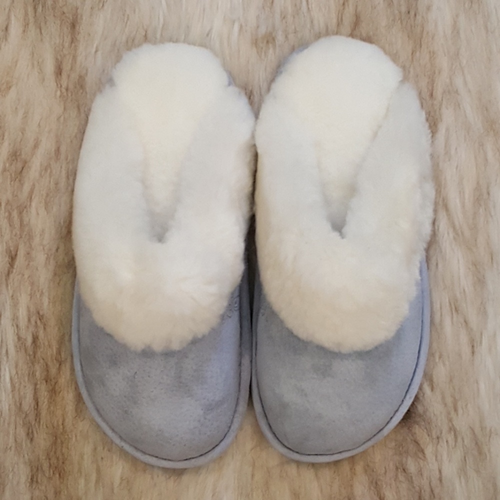 Step Into My World Gray-Blue Sheepskin Slippers - Picture 3 of 4
